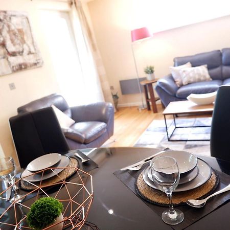 Stunning Apartment Close To Cambridge Station With Free Parking! Kültér fotó
