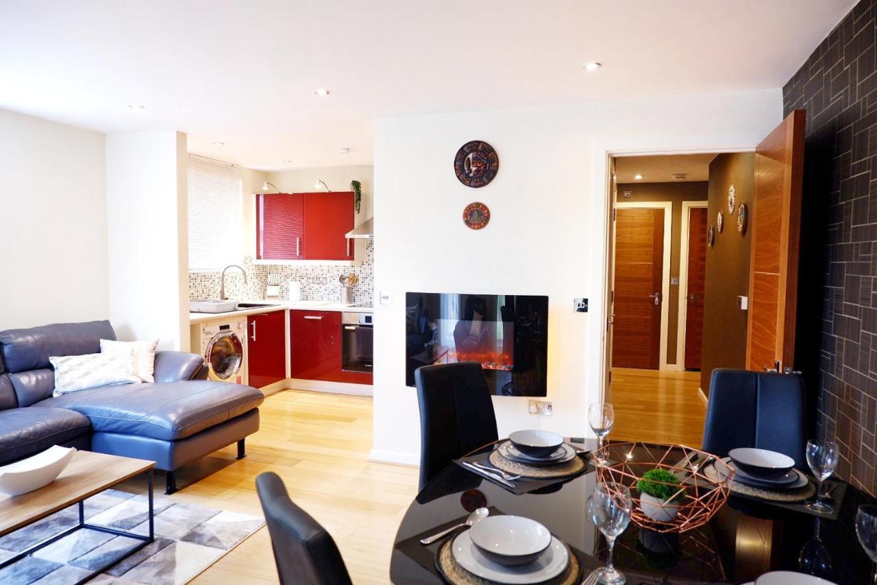 Stunning Apartment Close To Cambridge Station With Free Parking! Kültér fotó