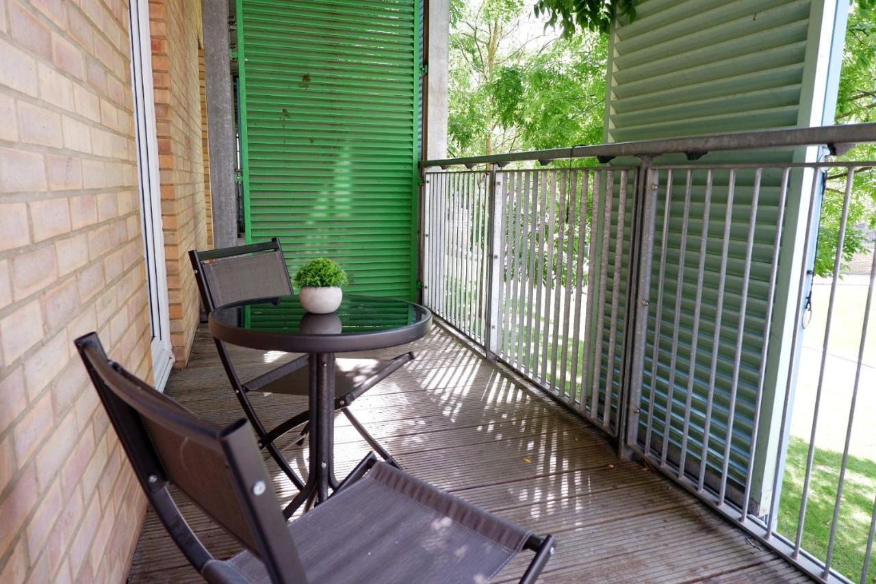 Stunning Apartment Close To Cambridge Station With Free Parking! Kültér fotó